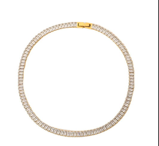 Ava Choker
